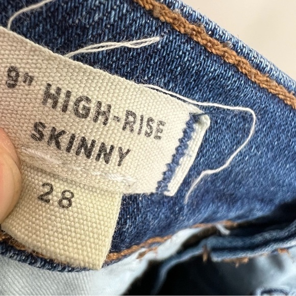 Madewell 9”‎ High Rise Skinny Jeans - Picture 7 of 11